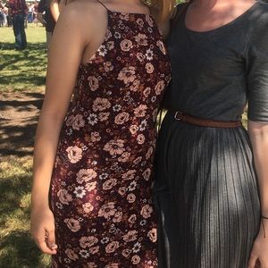 Midi bodycon maroon floral dress